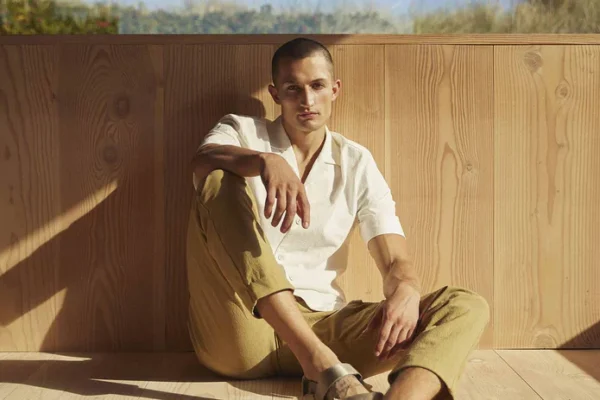 Timeless Street Style with RAW DNM Denim